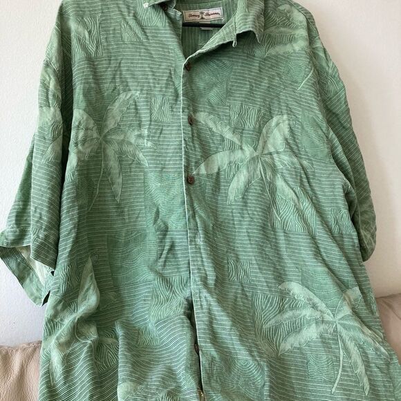Tommy Bahama Hawaiian Silk Button Down Shirt - Picture 1 of 2